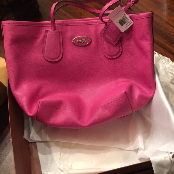 Coach crossgrain leather taxi zip tote 33915 - Picture 1 of 7